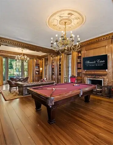 Trump Tower Central Noida Apartments